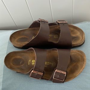 Birkenstock Arizona Sandals Size 43 Birko-Flor Brown EUC